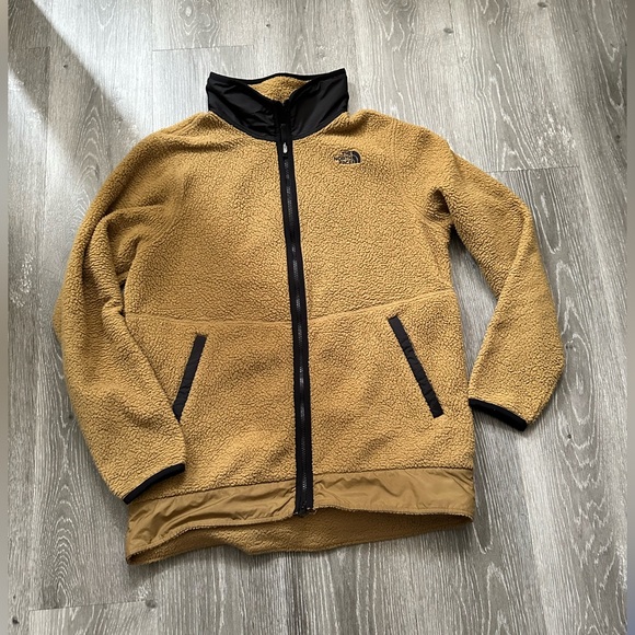 The North Face Dull Zip Fleece Teddy Sweater - Picture 1 of 5